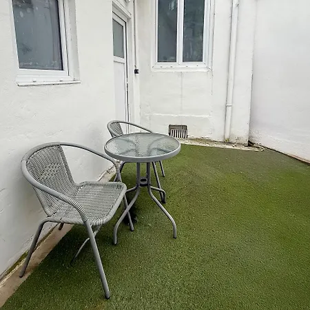 Jacuzzi Prive, Terrasse, Lägenhet Roubaix